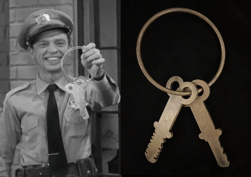 Mayberry jailhouse keys - ,